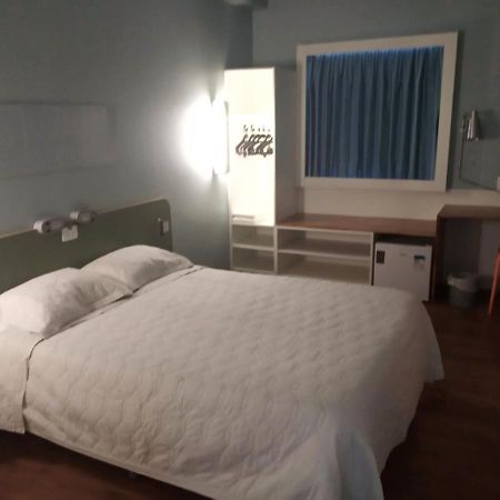 Ibis Budget Nao Me Toque Nao-Me-Toque Bagian luar foto
