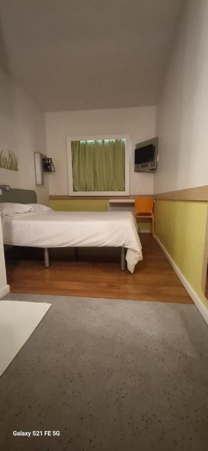 Ibis Budget Nao Me Toque Nao-Me-Toque Bagian luar foto