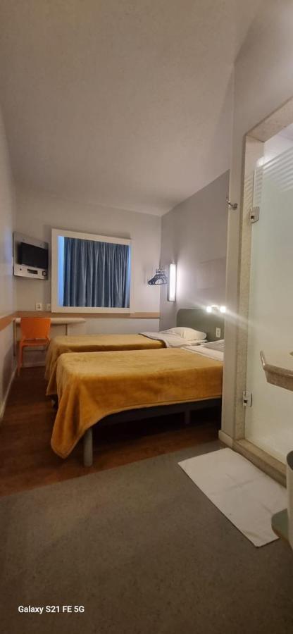 Ibis Budget Nao Me Toque Nao-Me-Toque Bagian luar foto