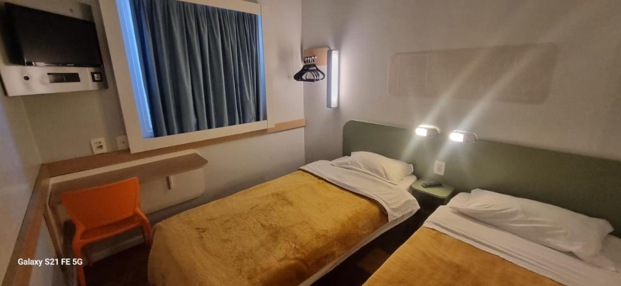 Ibis Budget Nao Me Toque Nao-Me-Toque Bagian luar foto