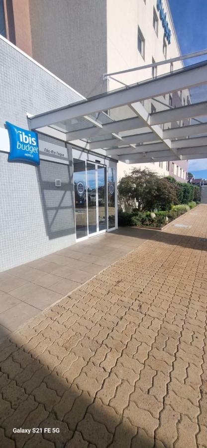 Ibis Budget Nao Me Toque Nao-Me-Toque Bagian luar foto