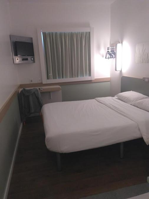 Ibis Budget Nao Me Toque Nao-Me-Toque Bagian luar foto